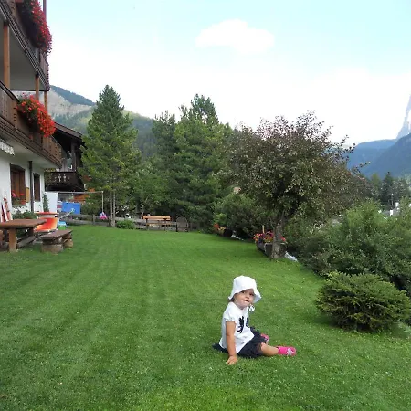 Garni Alba Bed & Breakfast-3